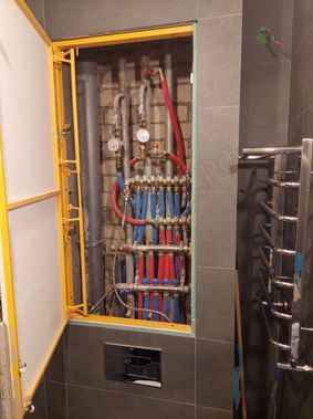 Люк под плитку Нажимной Апельсин 350*1300 Люк под плитку Нажимной Апельсин 350*1300