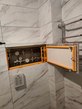 Люк под плитку Нажимной Апельсин 350*1300 Люк под плитку Нажимной Апельсин 350*1300