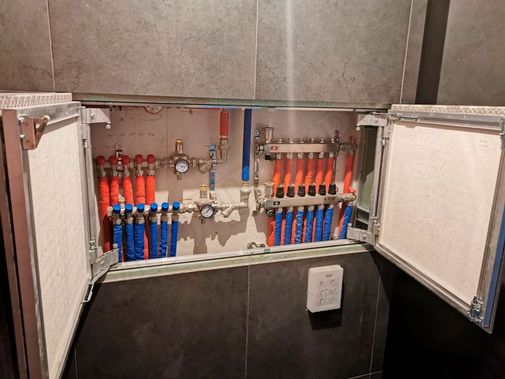 Люк под плитку Секрет 3.0, 2 створки 950*1200 Люк под плитку Секрет 3.0, 2 створки 950*1200