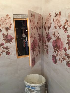 Люк под плитку Нажимной Апельсин 350*1300 Люк под плитку Нажимной Апельсин 350*1300