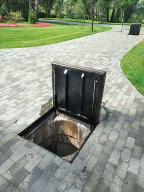 Напольный люк Брус Ли Стальной, Съемная дверца 900*1100 Напольный люк Брус Ли Стальной, Съемная дверца 900*1100