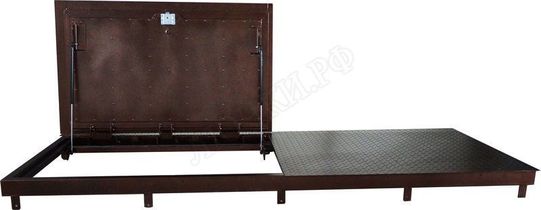 Напольный люк Дворник Уголок, нержавеющий рифленый лист, 2 створки 600*3100 Напольный люк Дворник Уголок, нержавеющий рифленый лист, 2 створки 600*3100