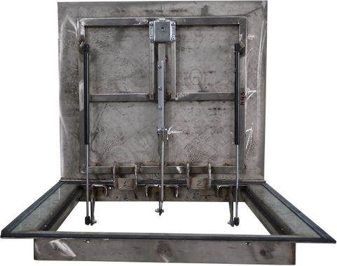 Уличный люк Дворник Уголок, нержавеющая сталь AISI 304 700*1800 Уличный люк Дворник Уголок, нержавеющая сталь AISI 304 700*1800