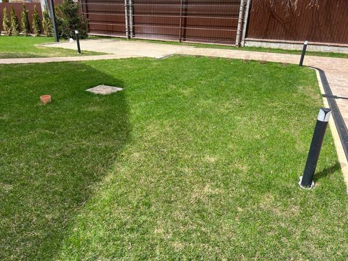 Люк под брусчатку Брус Ли Стальной, Съемная дверца 900*1100 Люк под брусчатку Брус Ли Стальной, Съемная дверца 900*1100